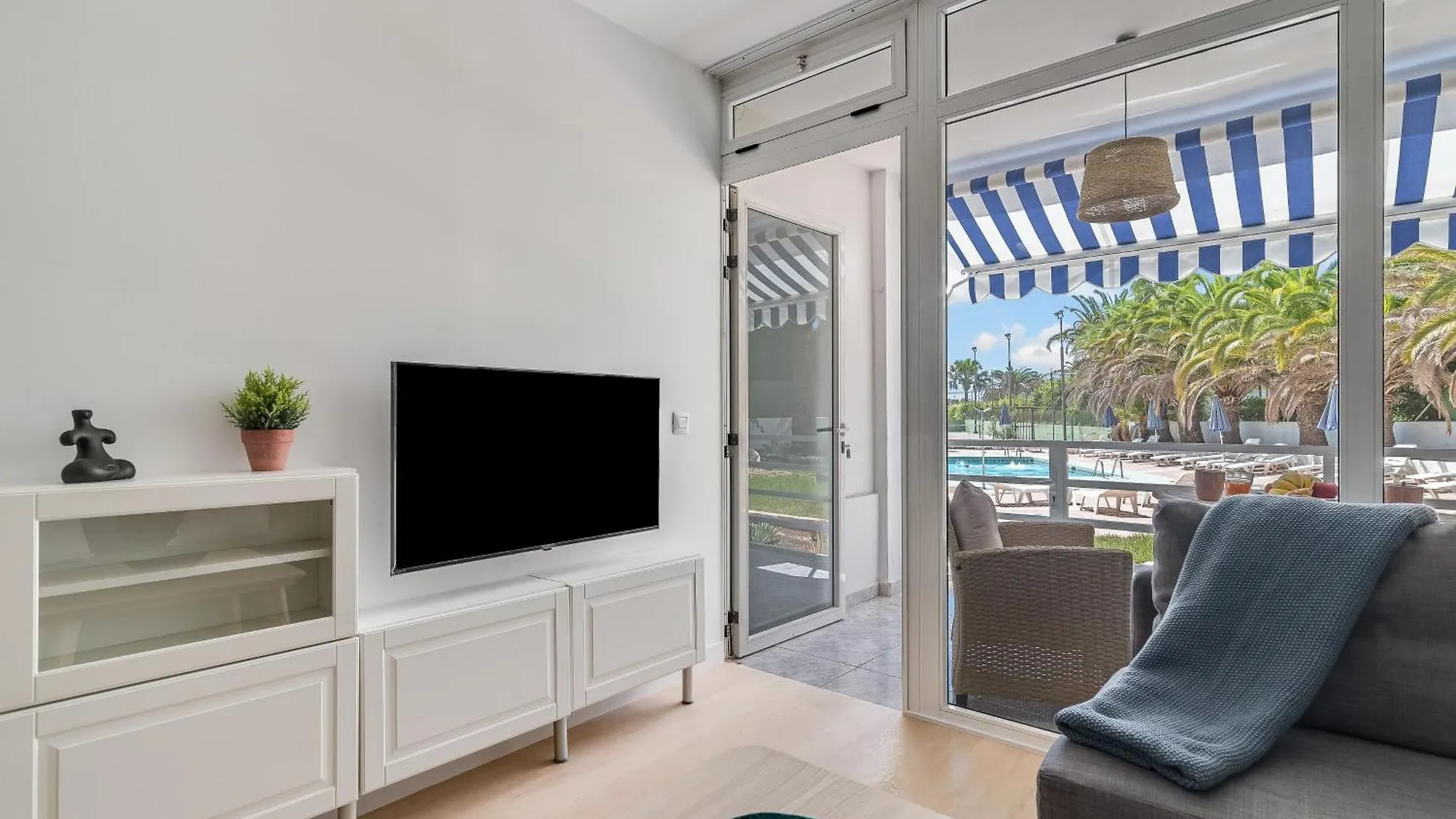 Home2Book Pool & Terrace Stylish Apt Maspalomas